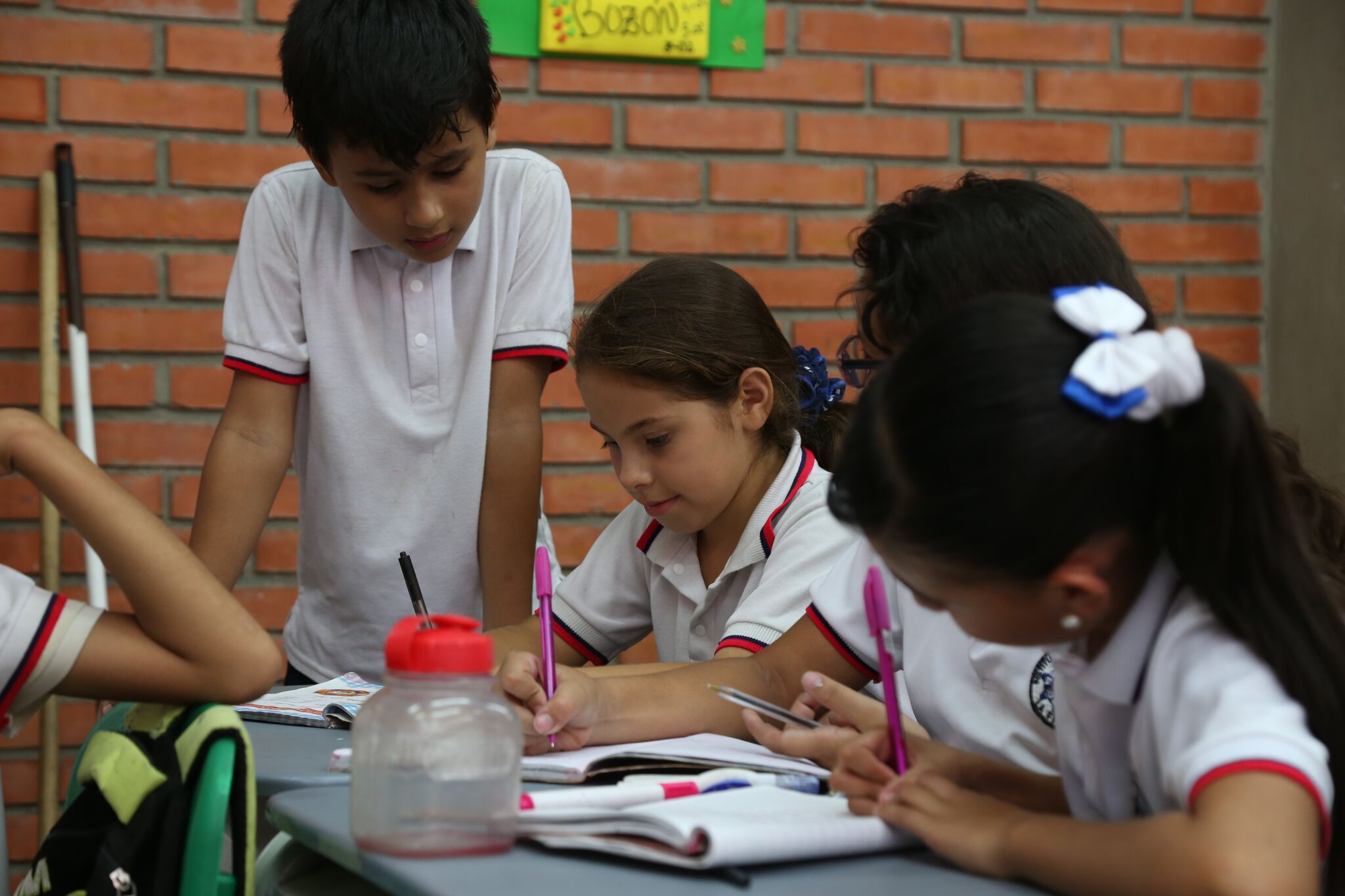 Vivir En Venezuela, Estudiar En Colombia. | World Vision International